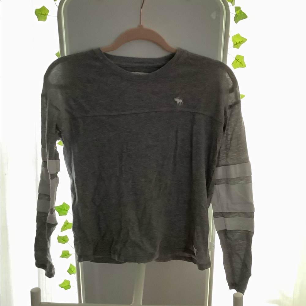 Grey Abercrombie kids long sleeved shirt